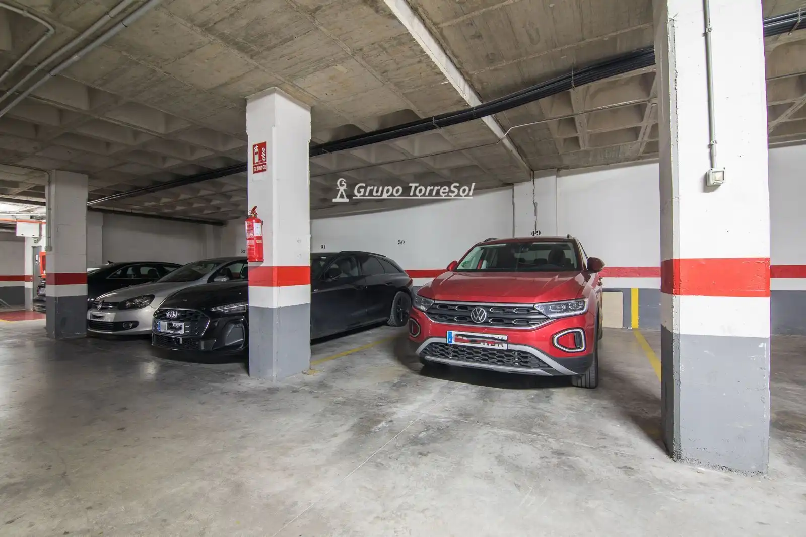 Parking de Ático en venta en Elche / Elx con Aire acondicionado, Calefacción y Terraza