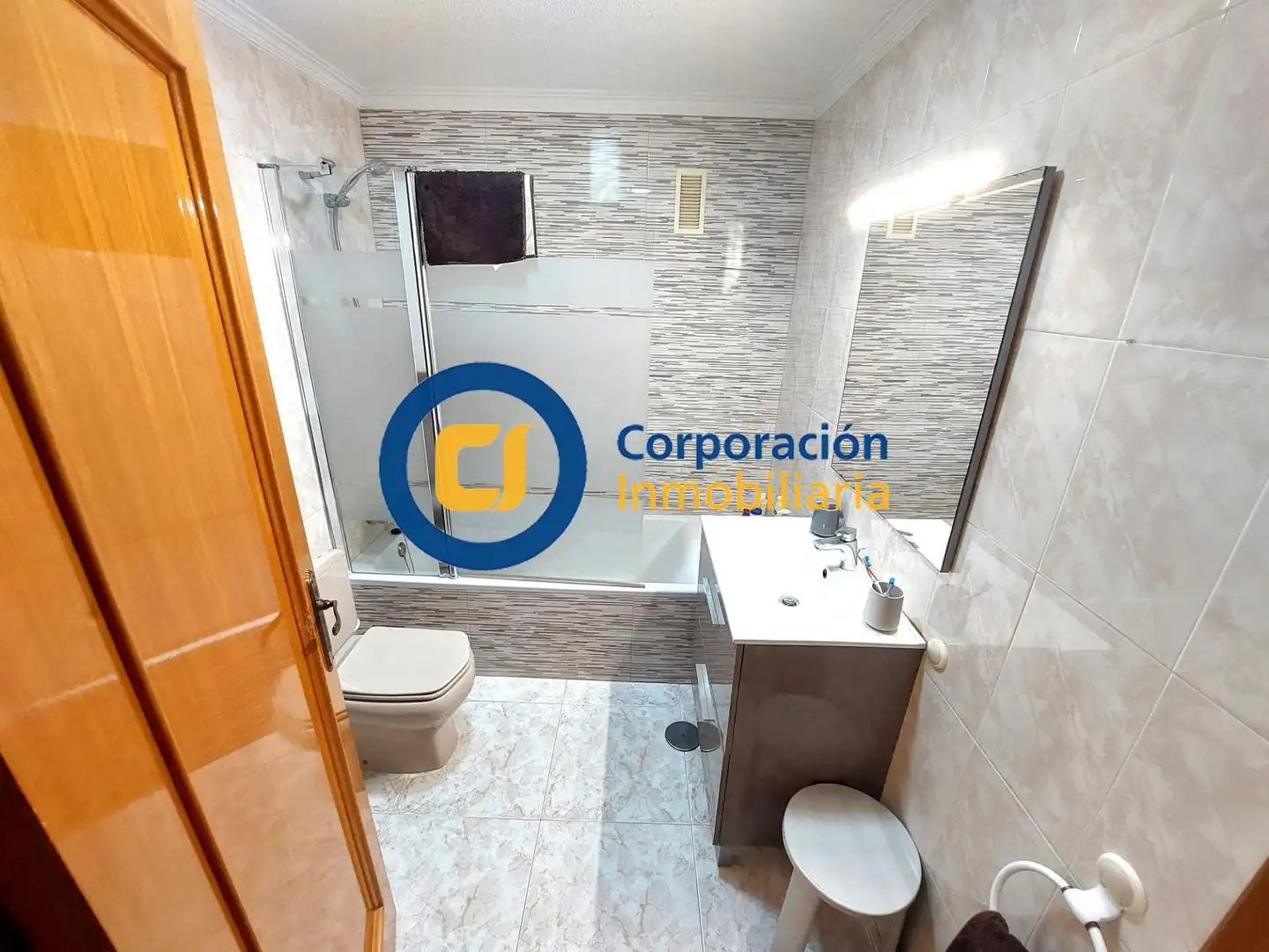 Badezimmer von Wohnung zum Verkauf in Lorca mit Klimaanlage, Möbliert und Balkon