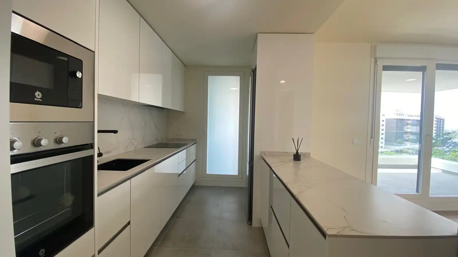Wohnung zum Verkauf in Bulevar Manuel Clavero Arévalo, 8, Entrenúcleos
