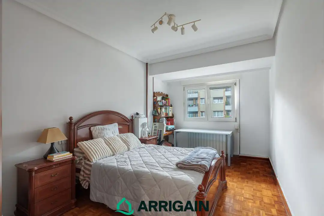 Habitación de Piso en venta en Donostia - San Sebastián  con Calefacción y Terraza