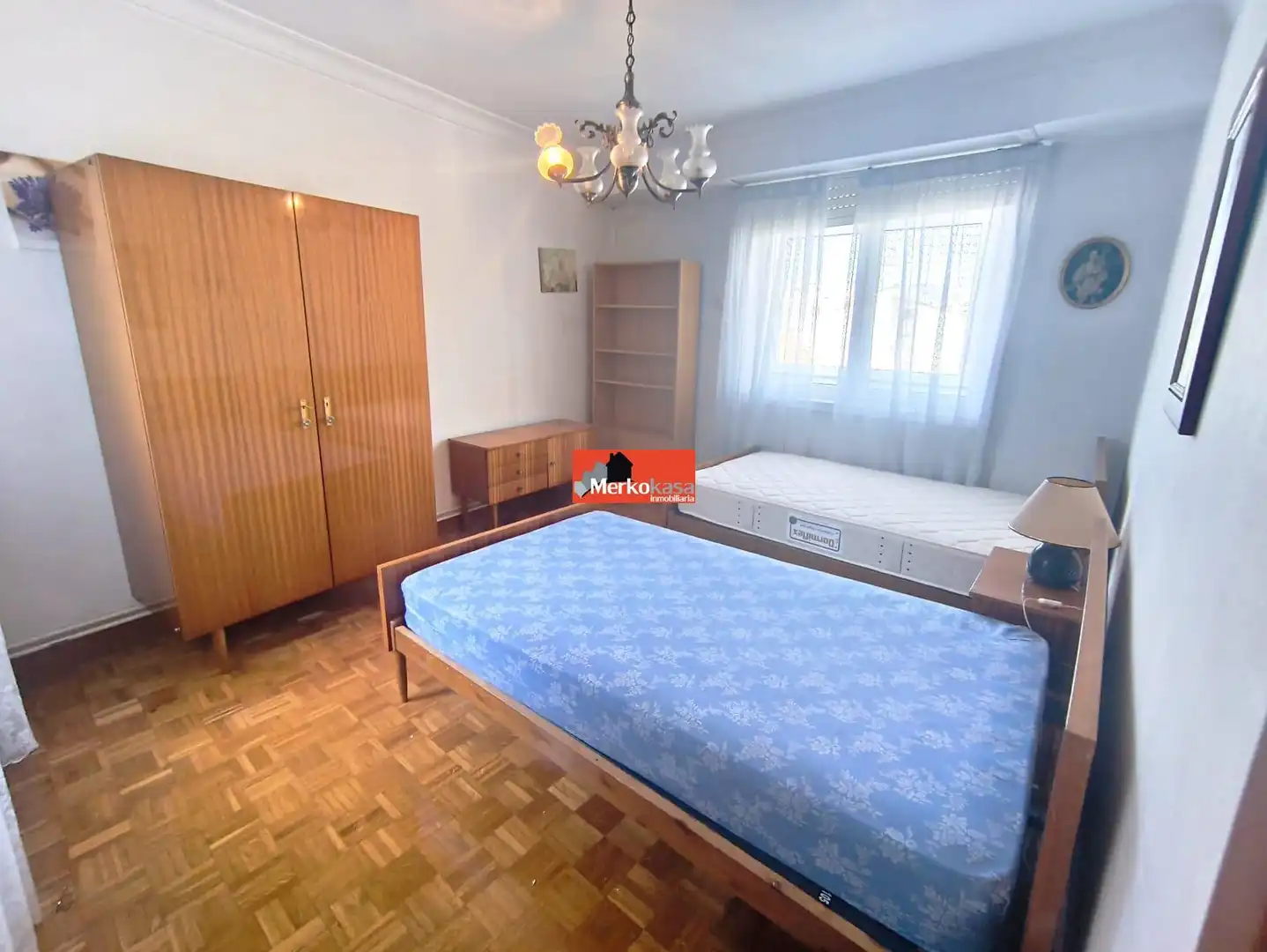 Schlafzimmer von Wohnung zur Miete in Lugo mit Heizung und Möbliert