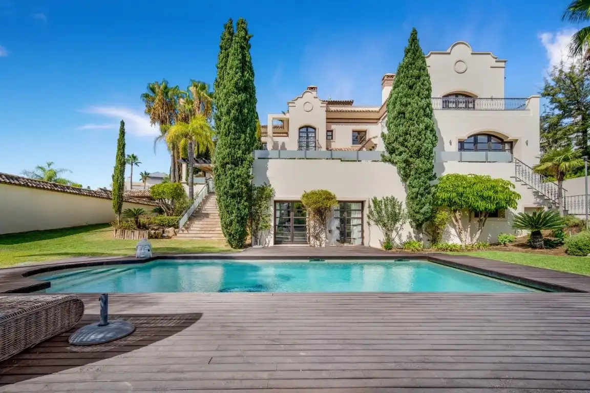 Chalet con piscina en venta en La Quinta, imagen 15