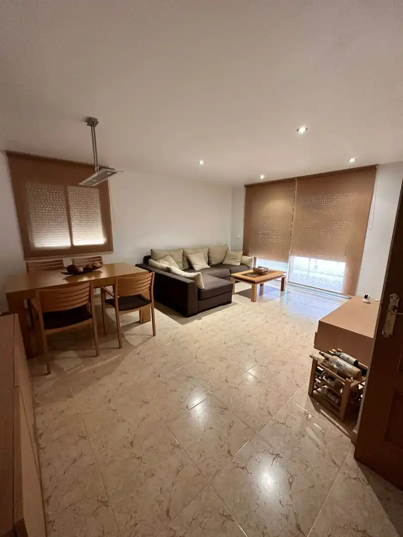 Sala d'estar de Dúplex de lloguer en Olesa de Montserrat amb Aire condicionat, Calefacció i Terrassa
