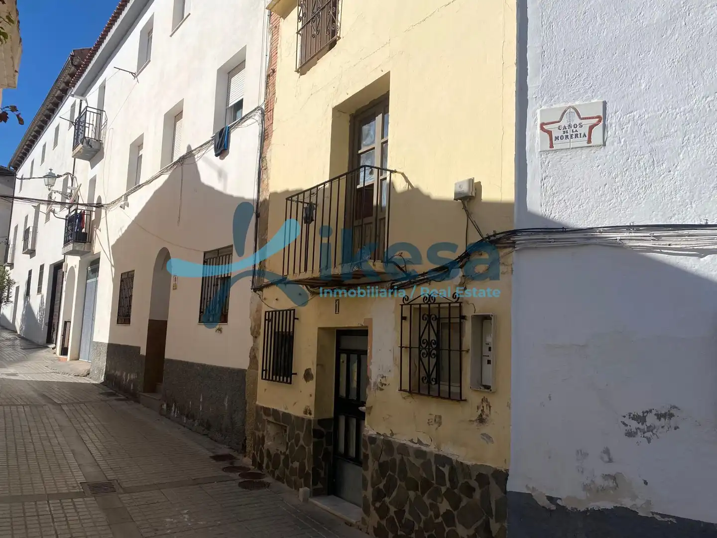 Adossat en venda a Baza