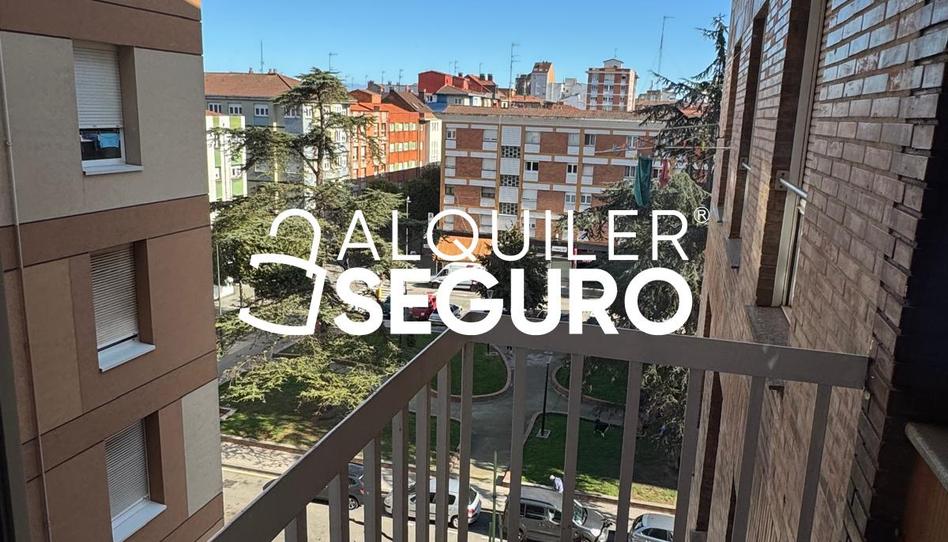 Photo 1 of Flat to rent in Margarita Xirgu, La Calzada, Asturias