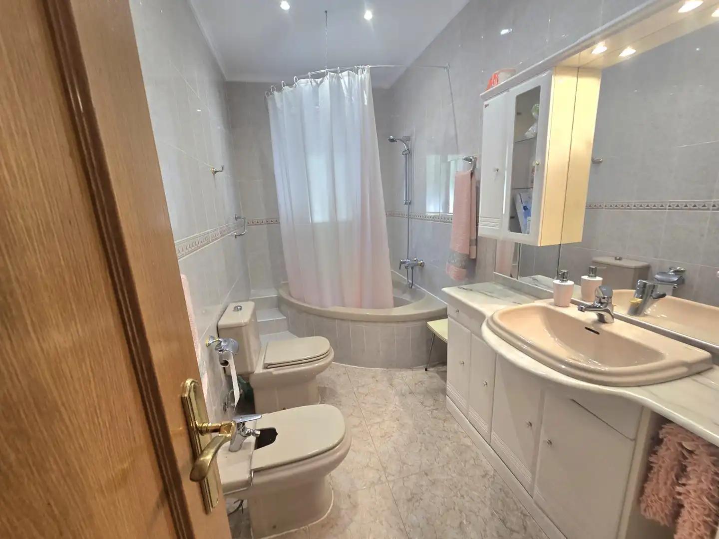 Baño de Casa o chalet en venta en L'Eliana con Calefacción, Jardín privado y Terraza