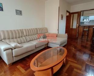 Sala d'estar de Apartament de lloguer en Lugo Capital amb Calefacció i Traster