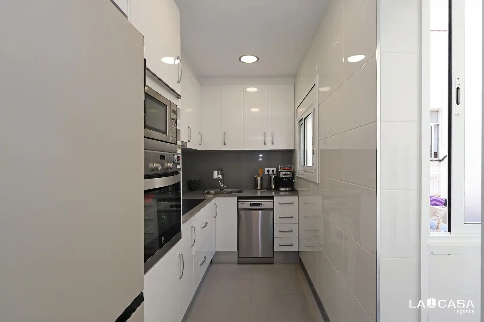 Küche von Wohnung zum Verkauf in L'Hospitalet de Llobregat