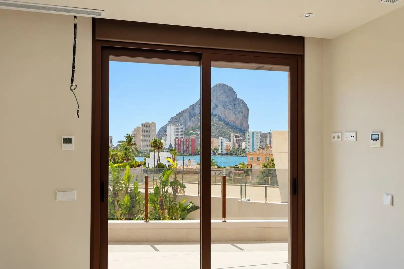 Chalet con piscina en venta en Marisol Park - Ortembach - Los Almendros, imagen 44
