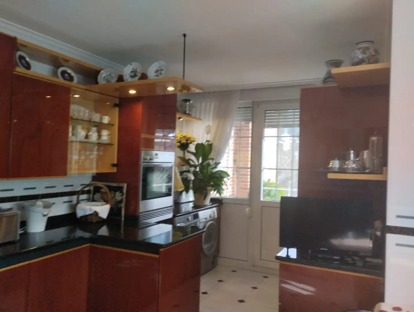 Cocina de Casa adosada en venta en Laredo con Calefacción, Jardín privado y Terraza
