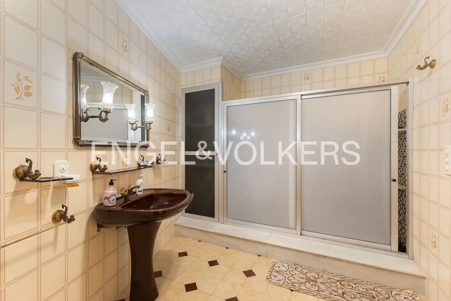 Baño de Piso en venta en Sueca con Calefacción y Balcón