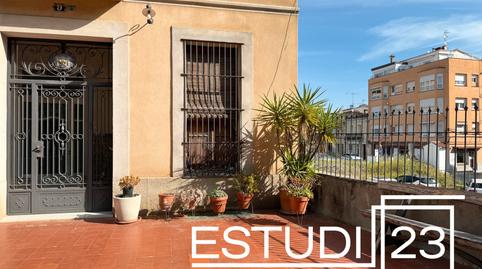 Foto 2 de Casa adosada en venda a Plaça de Vendre, Nucli Urbà, Barcelona