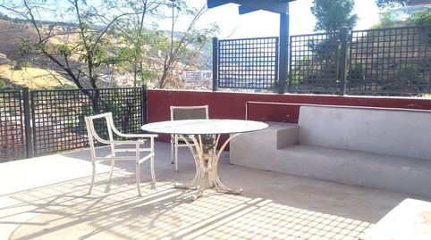 Foto 2 de Casa adosada en venta en Camino de los Neveros - Serrallo, Granada Capital