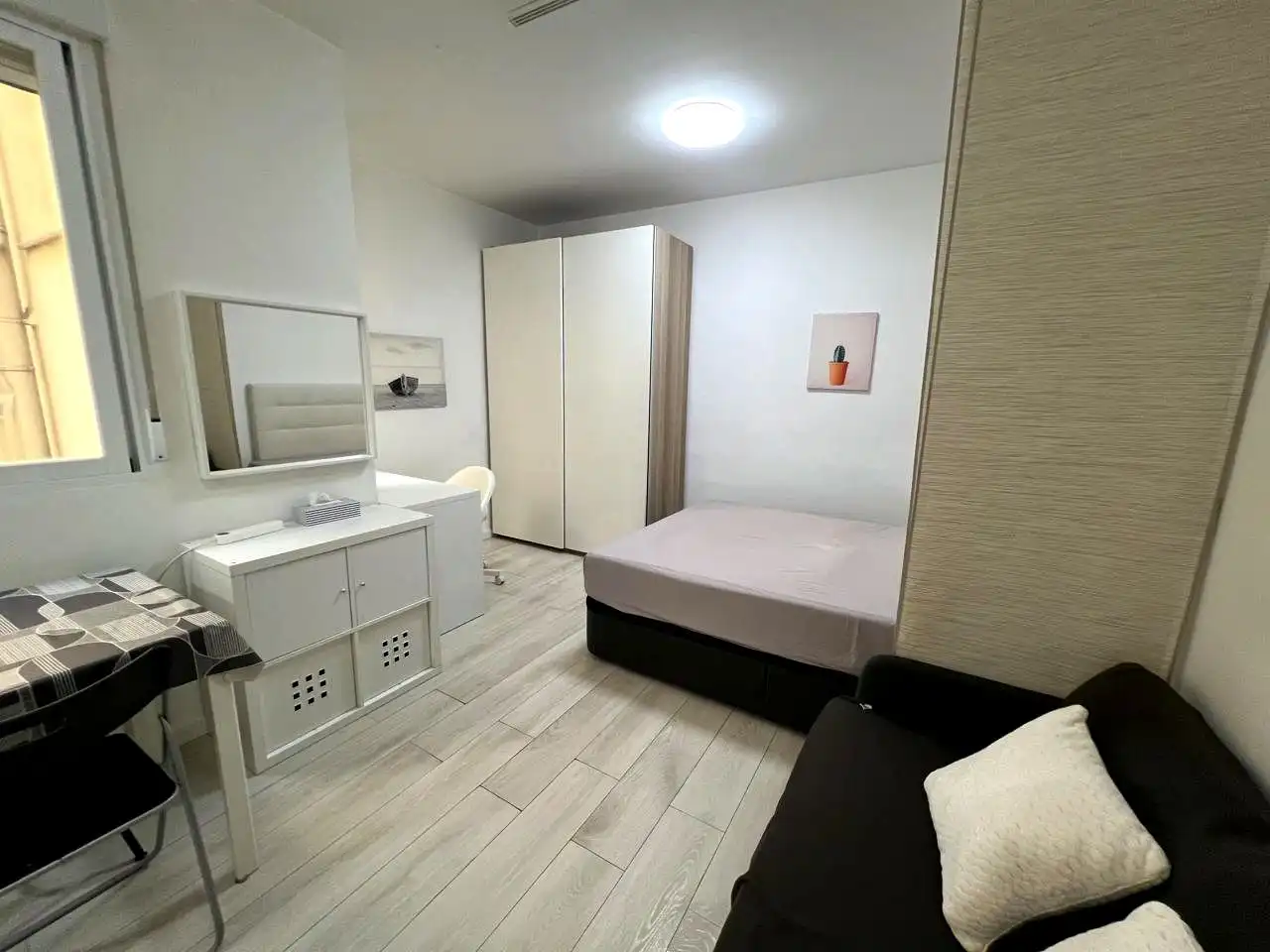 Dormitori de Estudi de lloguer en Madrid amb Aire condicionat, Calefacció i Parquet