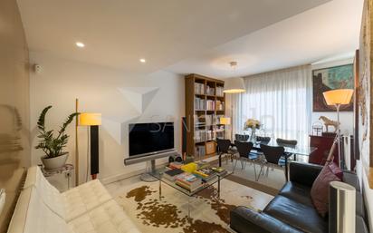 Sala d'estar de Apartament en venda en Burgos Capital amb Terrassa