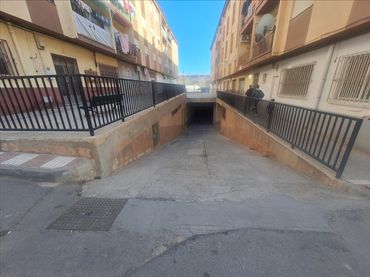 Individuel à vendre à LIBRA