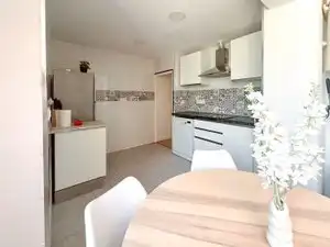 Kitchen of Flat for share in Alcorcón  with Air Conditioner, Heating and Furnished
