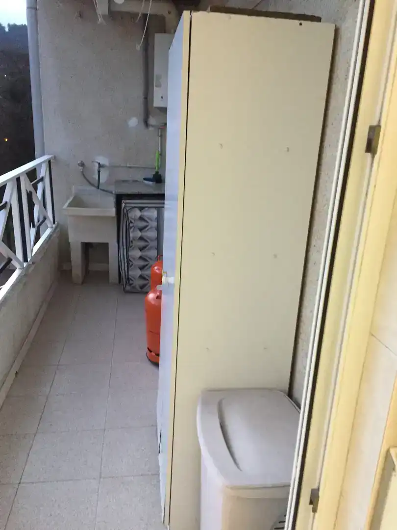 Badezimmer von Wohnung zur Miete in Viveiro mit Parkett, Möbliert und Balkon