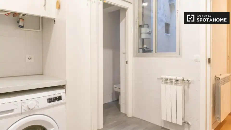 Room in Justicia - Chueca