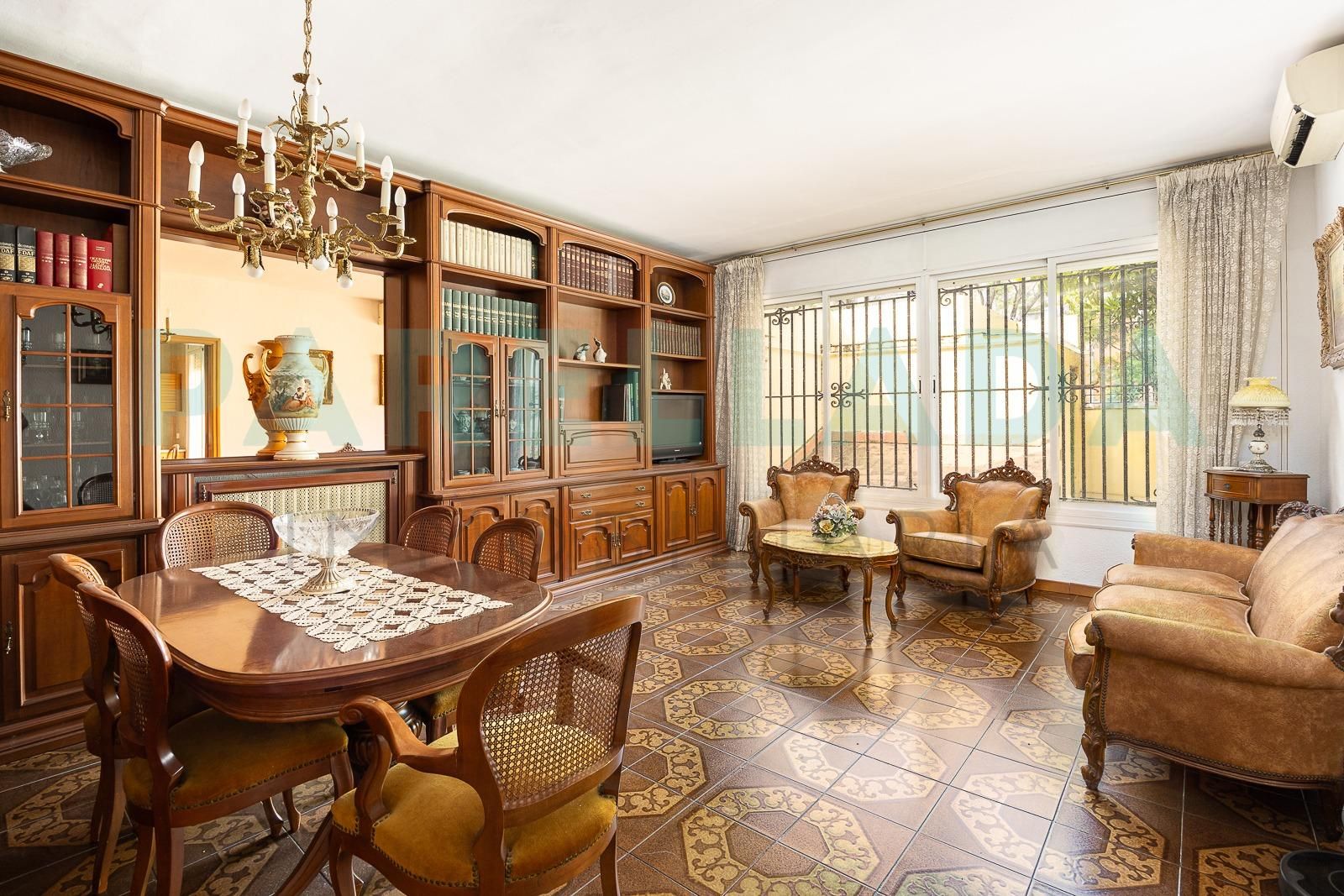 Living room of House or chalet for sale in Badalona  with Air Conditioner, Heating and Private garden