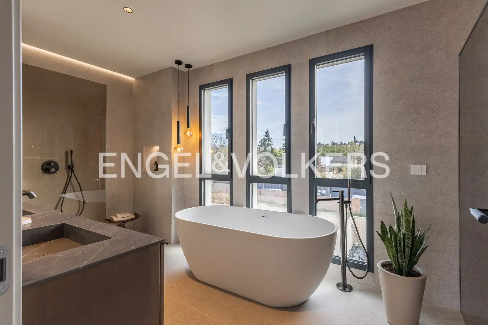 Bathroom of Houses for sale in Sant Cugat del Vallès  with Air Conditioner, Heating and Private garden
