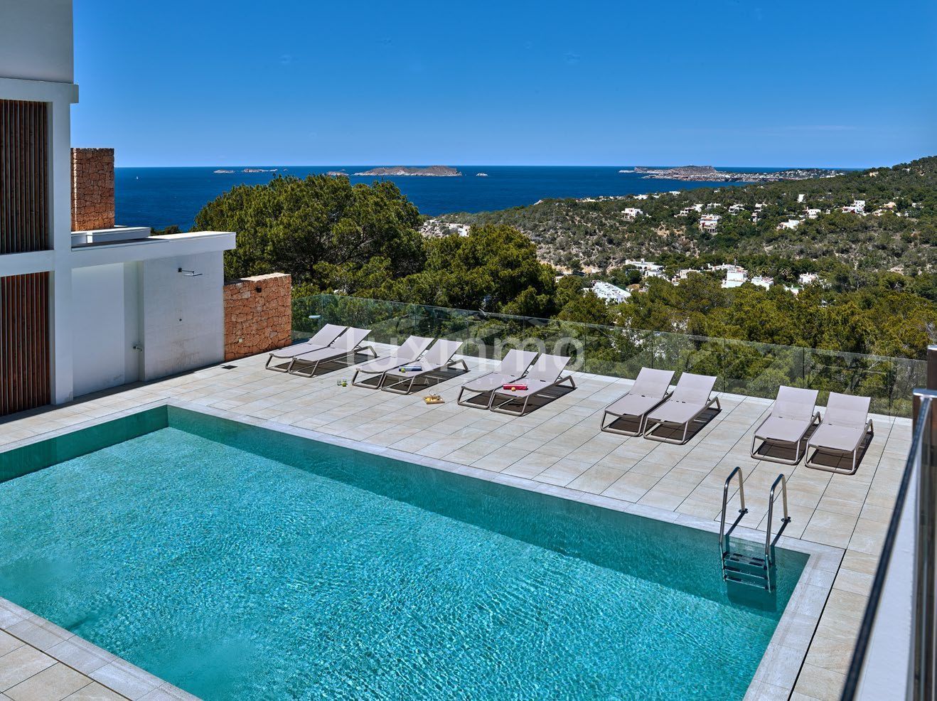 Piscina de Pis en venda en Sant Josep de sa Talaia amb Aire condicionat, Jardí privat i Terrassa