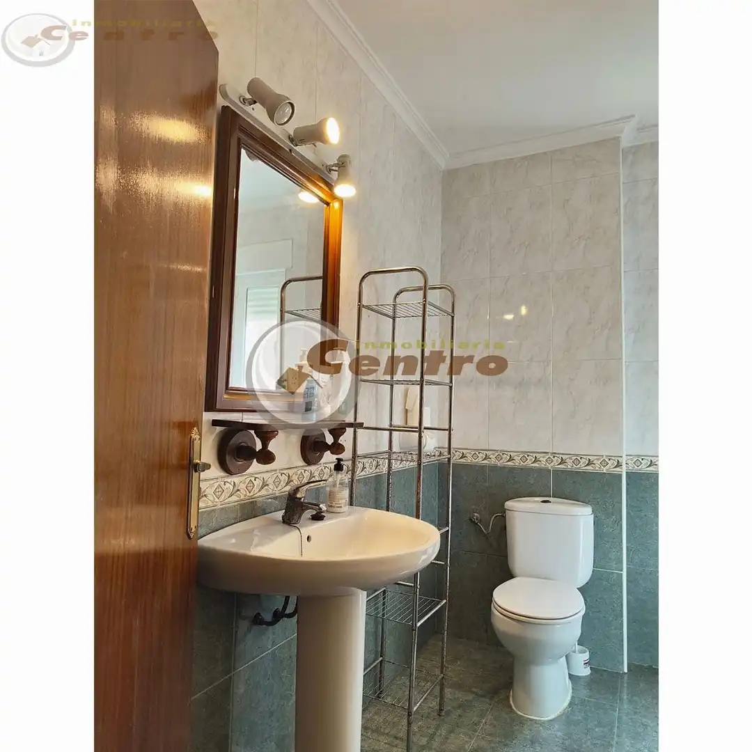 Flat for rent in antonio gotor, Parque Sur