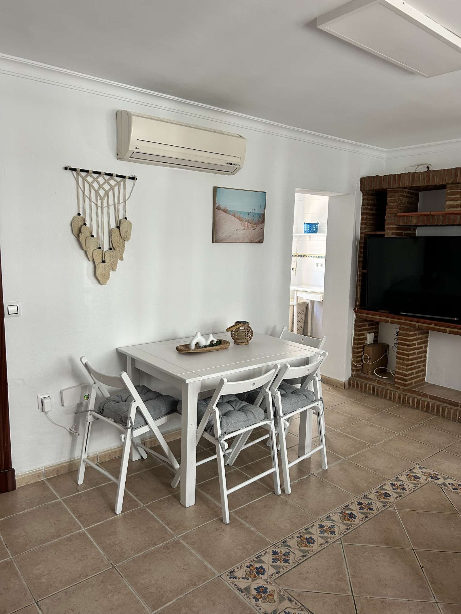 Dining room of Apartment to share in Barbate  with Air Conditioner, Terrace and Furnished