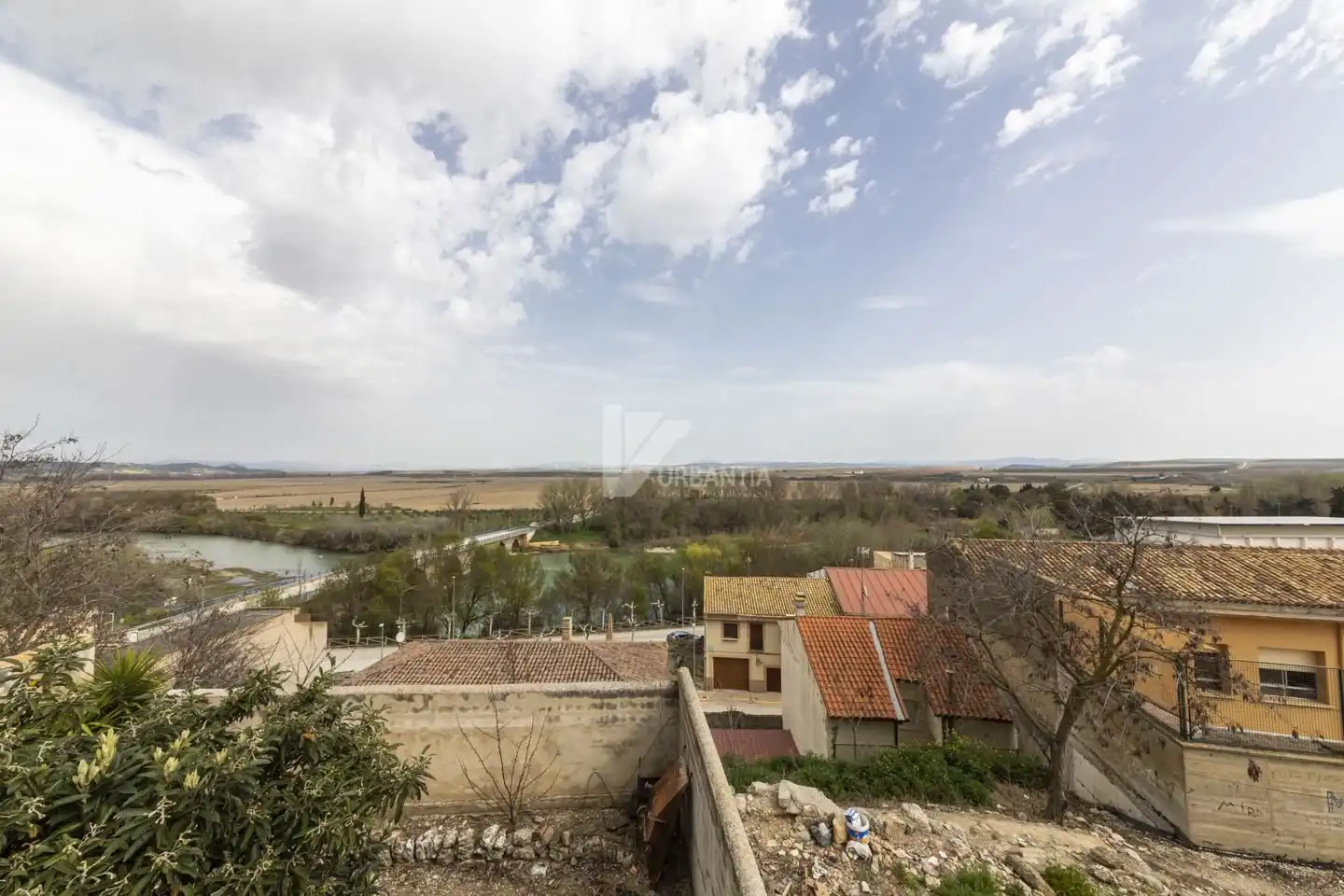 Casa o chalet en venta en Miranda de Arga con Aire acondicionado, Calefacción y Jardín privado