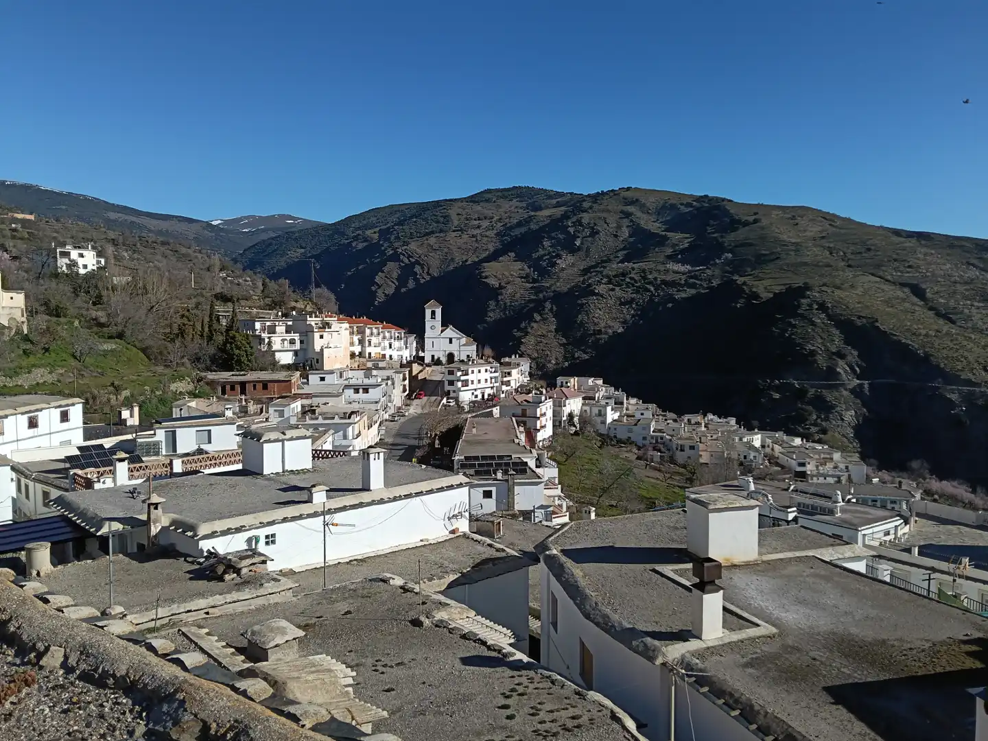 Vista exterior de Casa adosada en venta en Alpujarra de la Sierra con Aire acondicionado, Calefacción y Terraza