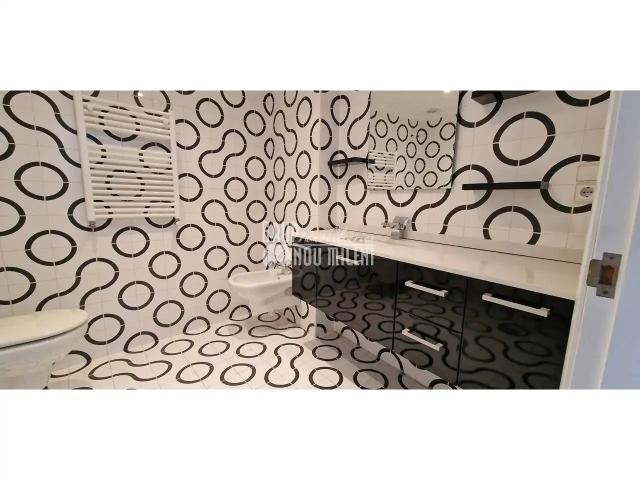 Bathroom of Houses for sale in Catarroja  with Air Conditioner, Heating and Terrace