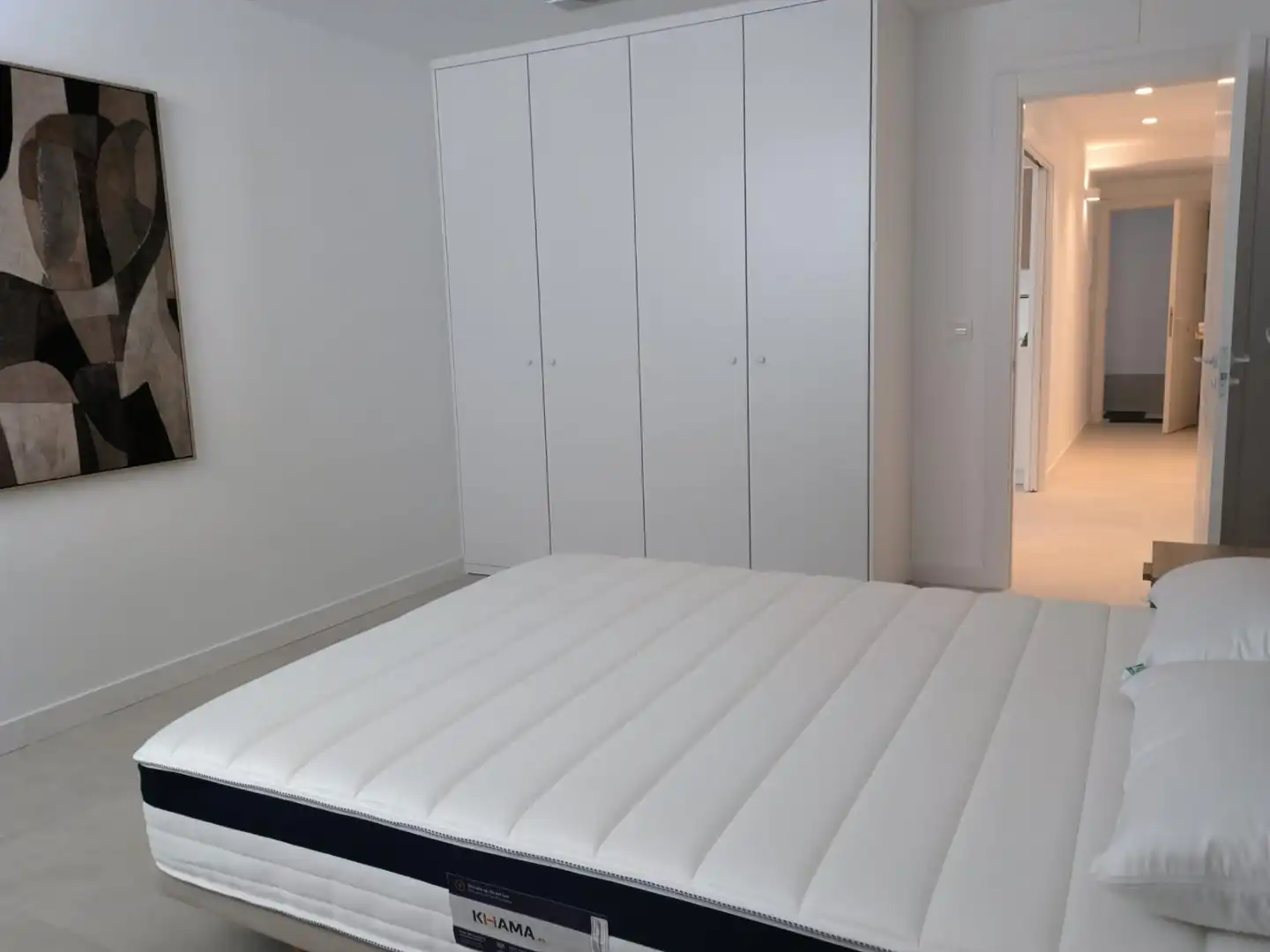 Schlafzimmer von Wohnung zur Miete in Marbella mit Klimaanlage, Heizung und Terrasse
