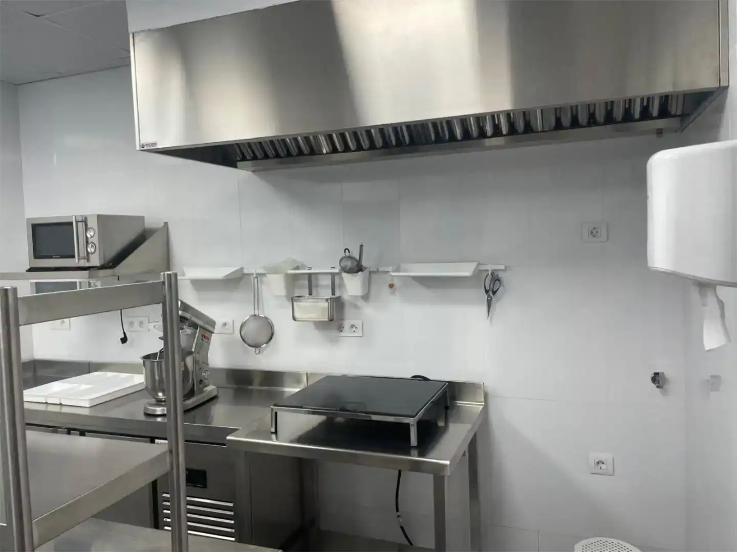 Cocina de Local en venta en San Bartolomé de Tirajana con Aire acondicionado y Amueblado