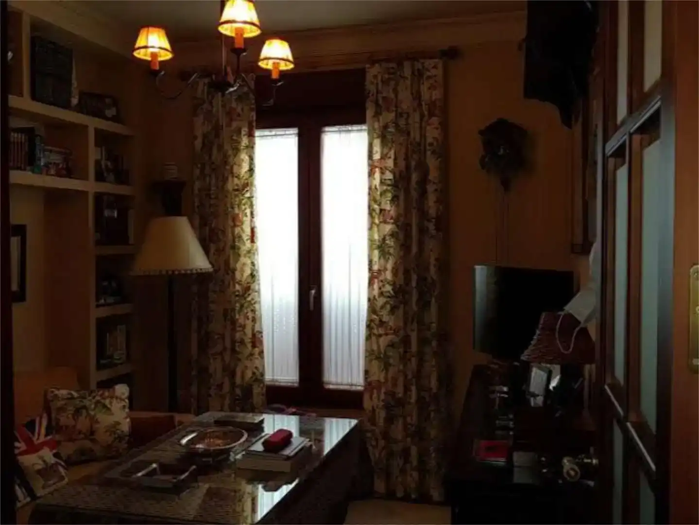 Flat for sale in Utrera  with Air Conditioner and Balcony