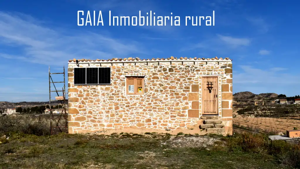 Casa rústica en venda a Maella