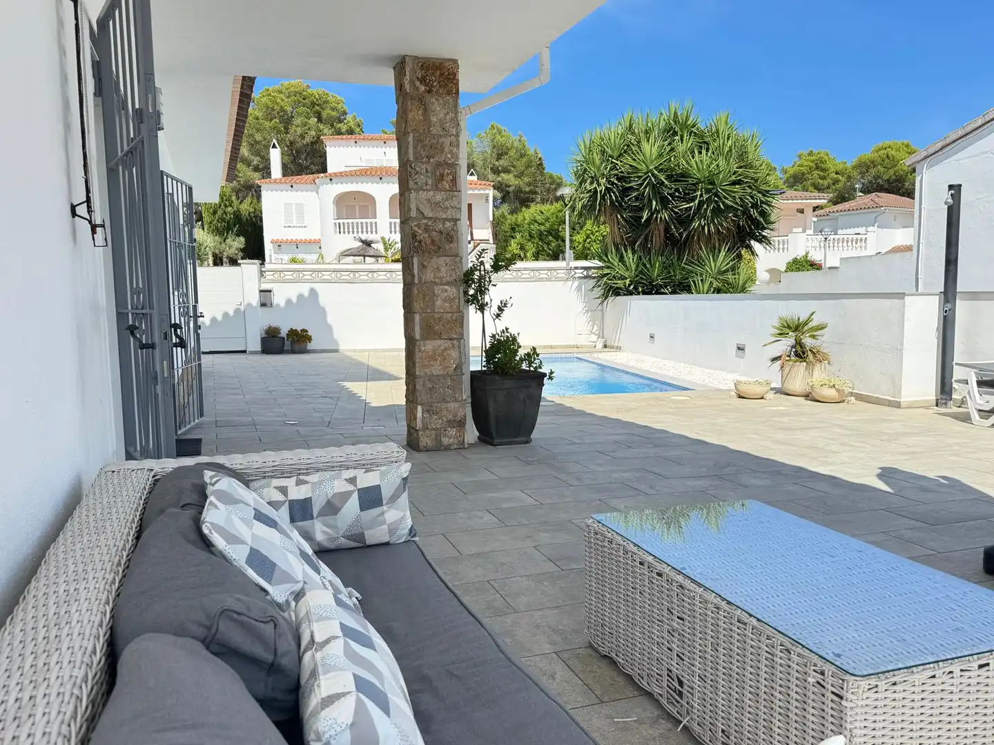 Terraza de Casa o chalet en venta en L'Escala con Aire acondicionado, Calefacción y Jardín privado