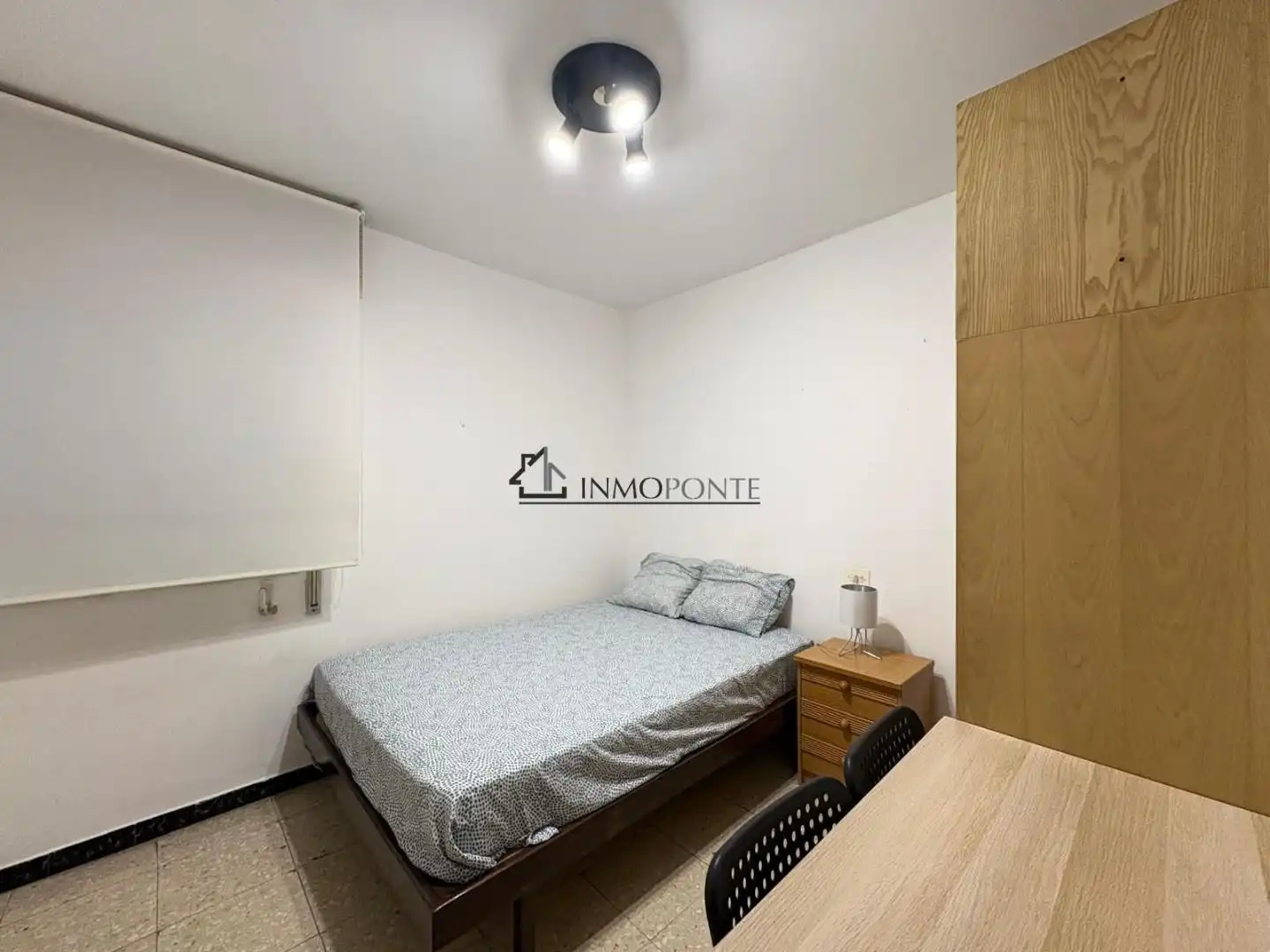 Bedroom of Flat for rent in Pontevedra Capital   with Heating, Terrace and Furnished