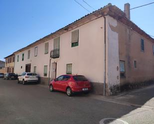 Vista exterior de Casa o xalet en venda en Llamas de la Ribera amb Calefacció i Jardí privat