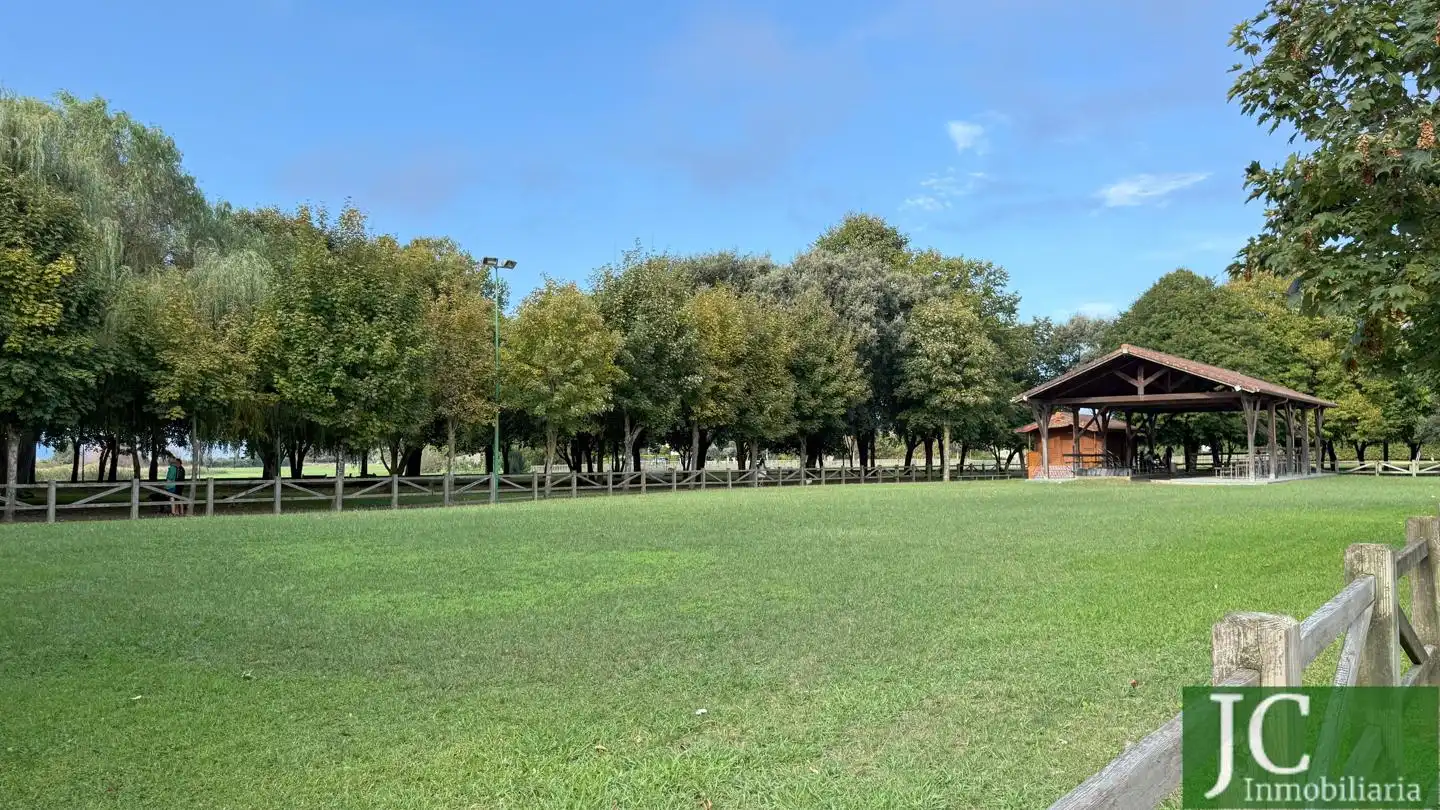 Flat for sale in Colindres, Cantabria