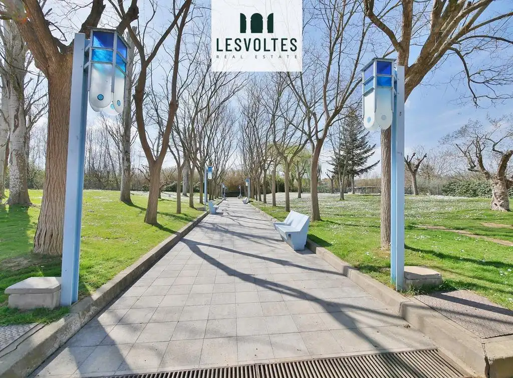 Business premises for sale in calle Marquès de Cruïlles, imagen 7