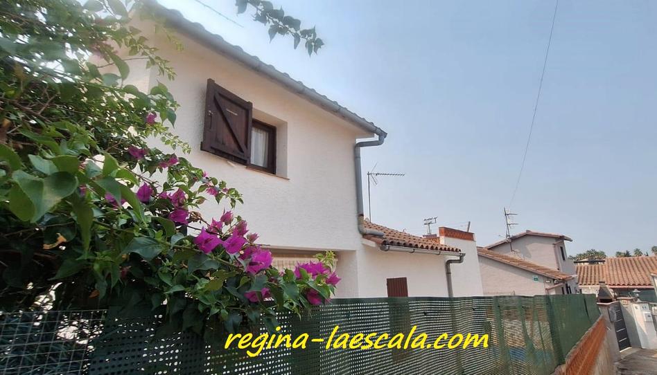 Foto 1 de Casa o chalet en venta en Carrer Armallada, Riells, Girona