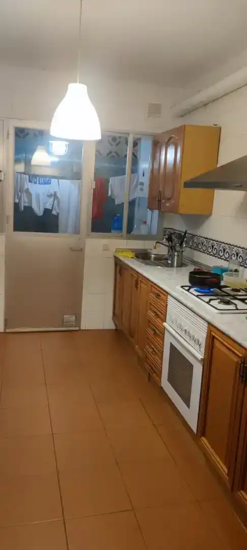 Cocina de Piso en venta en Escalonilla con Horno y Balcón