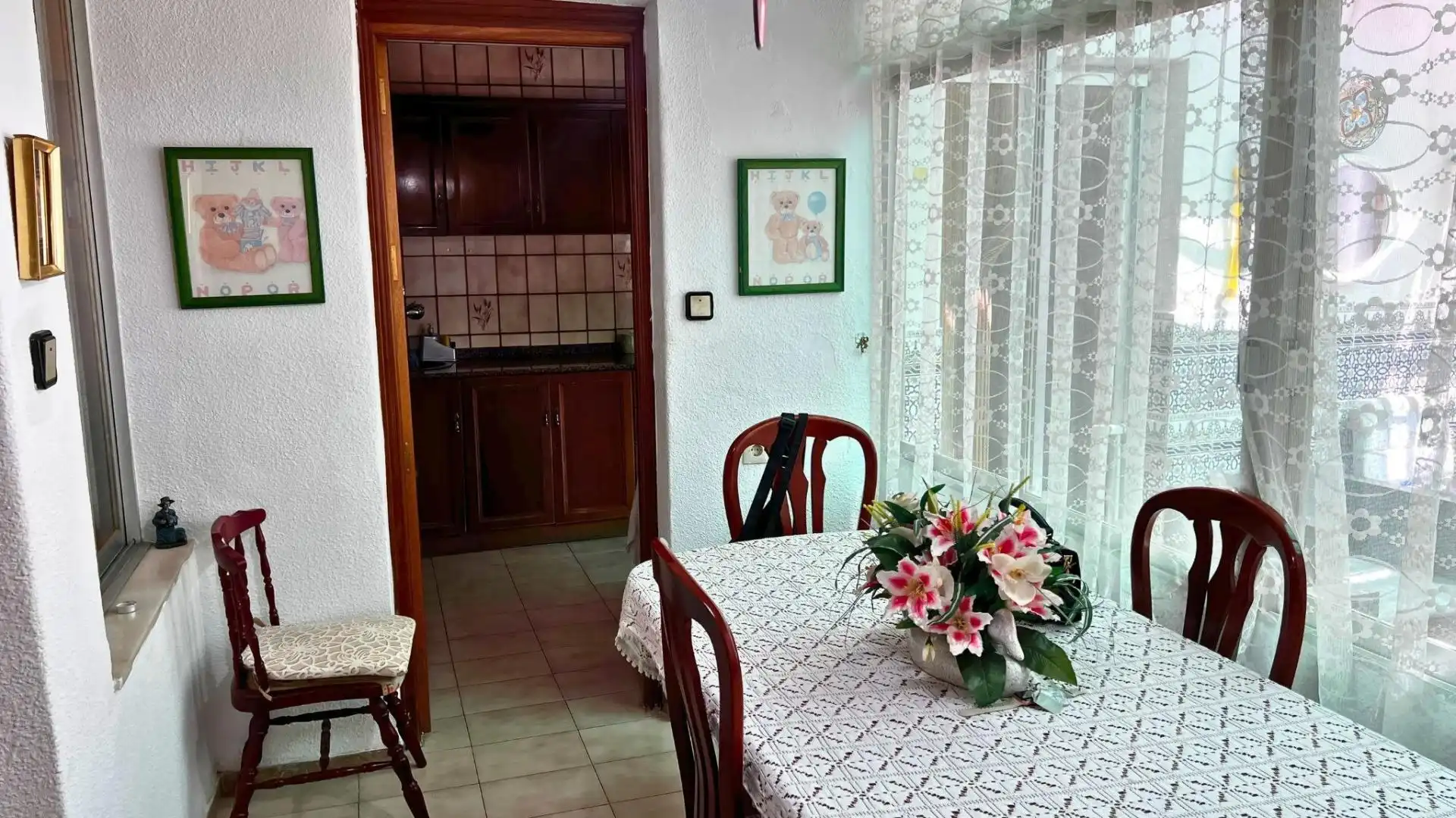 Cocina de Piso en venta en Elda con Calefacción, Terraza y Balcón