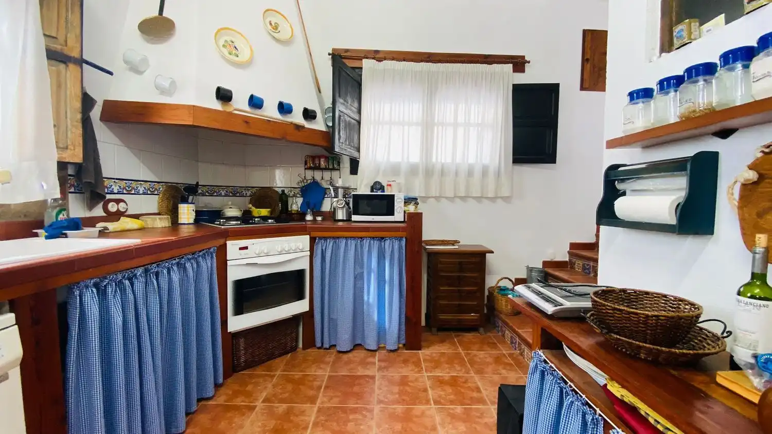 Küche von Country house zum Verkauf in Alcudia de Veo mit Klimaanlage und Abstellraum