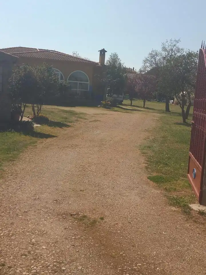 Houses for sale in Coria