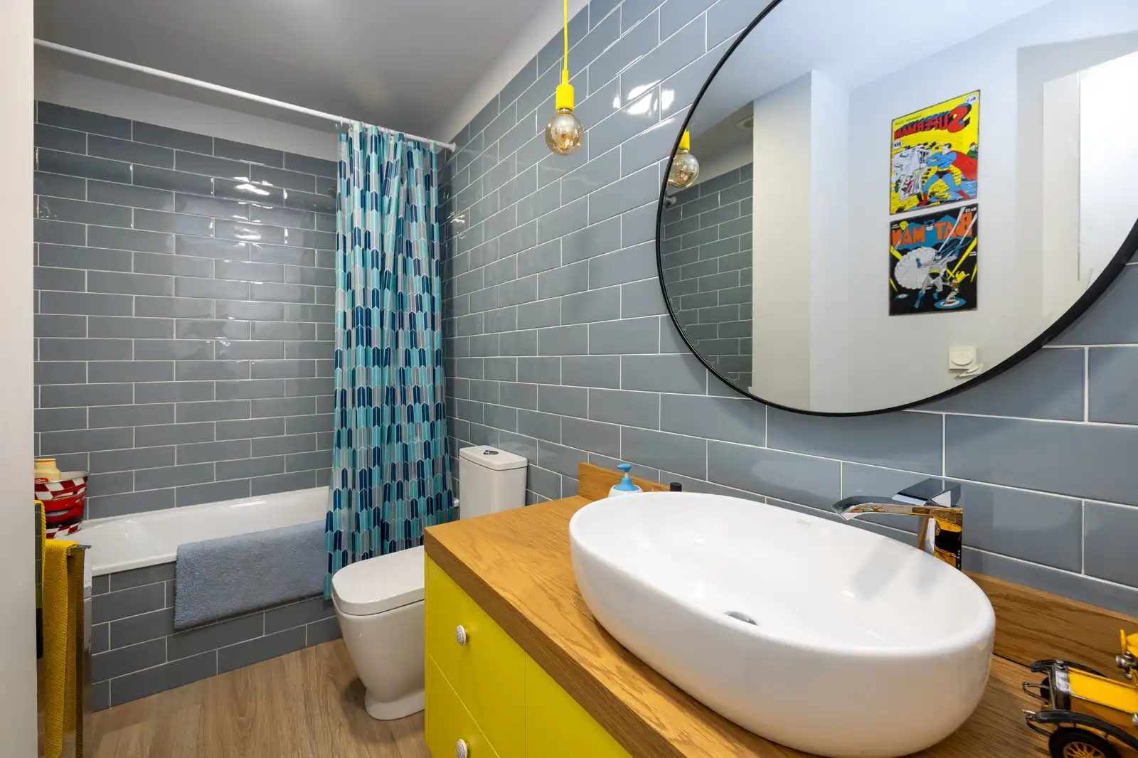 Baño de Ático en venta en Granada con Aire acondicionado, Calefacción y Terraza