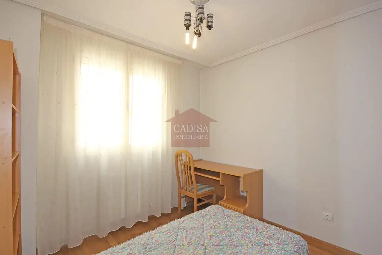 Bedroom of Flat for rent in Salamanca  with Heating, Storage room and Furnished