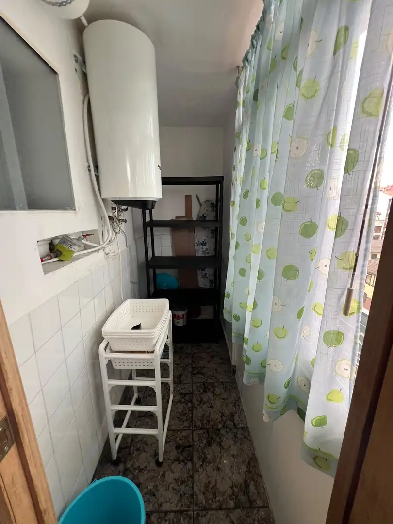 Bany de Pis en venda en Bilbao  amb Calefacció i Balcó