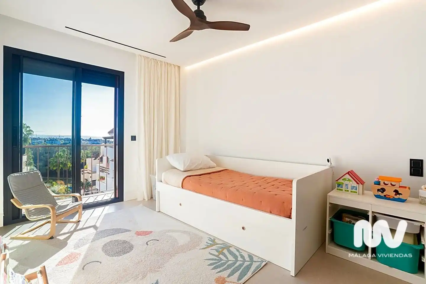 Dúplex con piscina en venta en Milla de Oro, imagen 18
