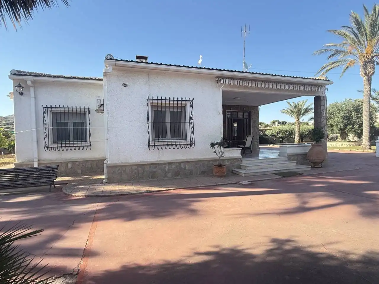 Vista exterior de Casa o chalet en venta en Elche / Elx con Aire acondicionado, Calefacción y Jardín privado